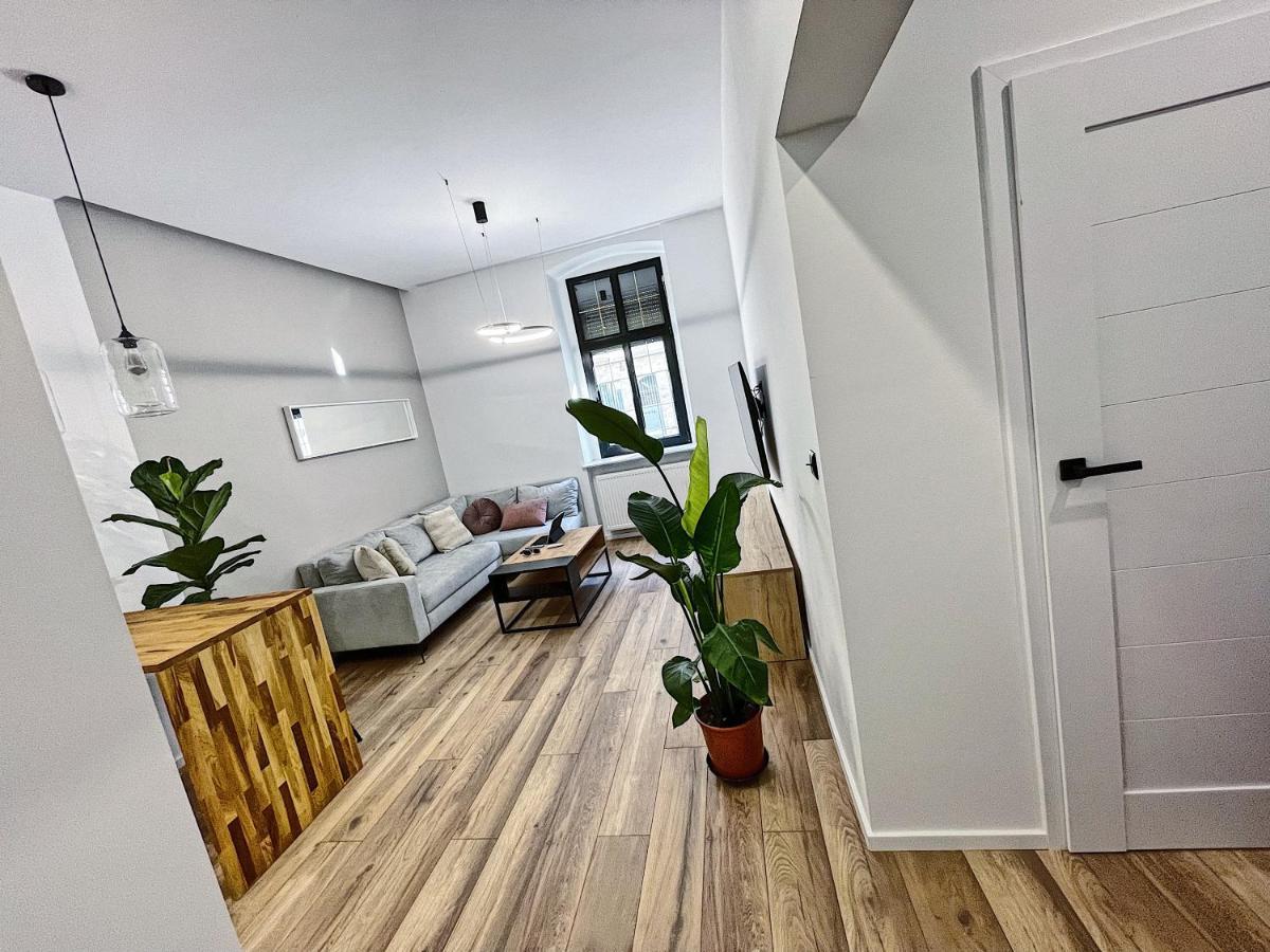 Polonia Art Apartments In The City Center Katowice Bagian luar foto