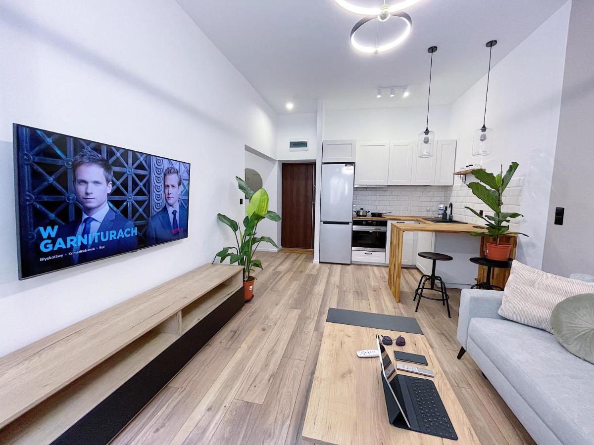 Polonia Art Apartments In The City Center Katowice Bagian luar foto