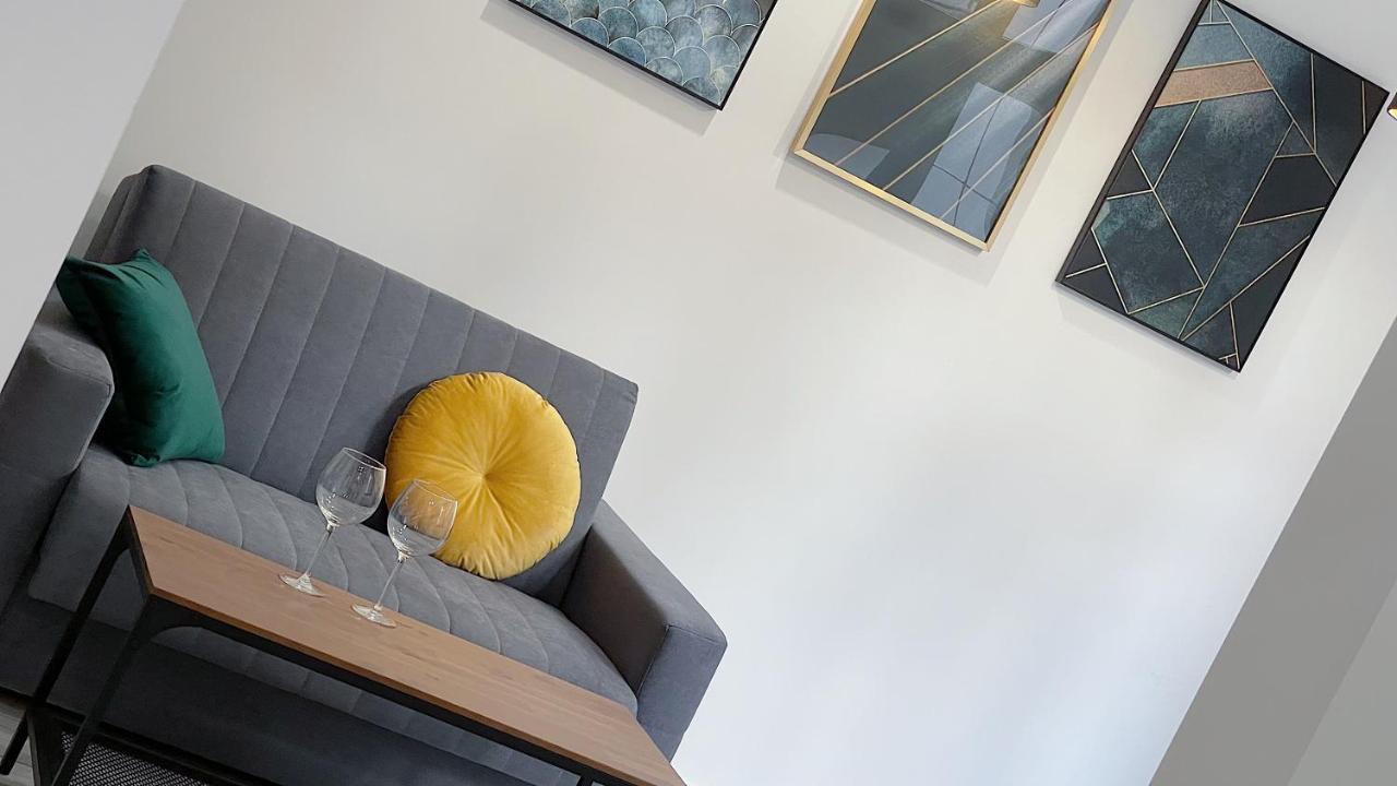 Polonia Art Apartments In The City Center Katowice Bagian luar foto