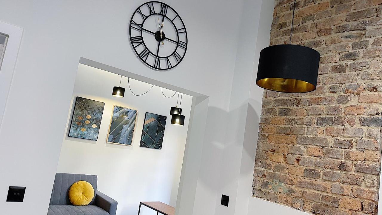 Polonia Art Apartments In The City Center Katowice Bagian luar foto